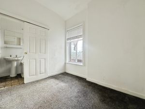 Bedroom 2- click for photo gallery